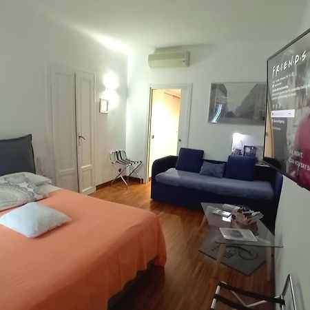Room Inn Милано Екстериор снимка
