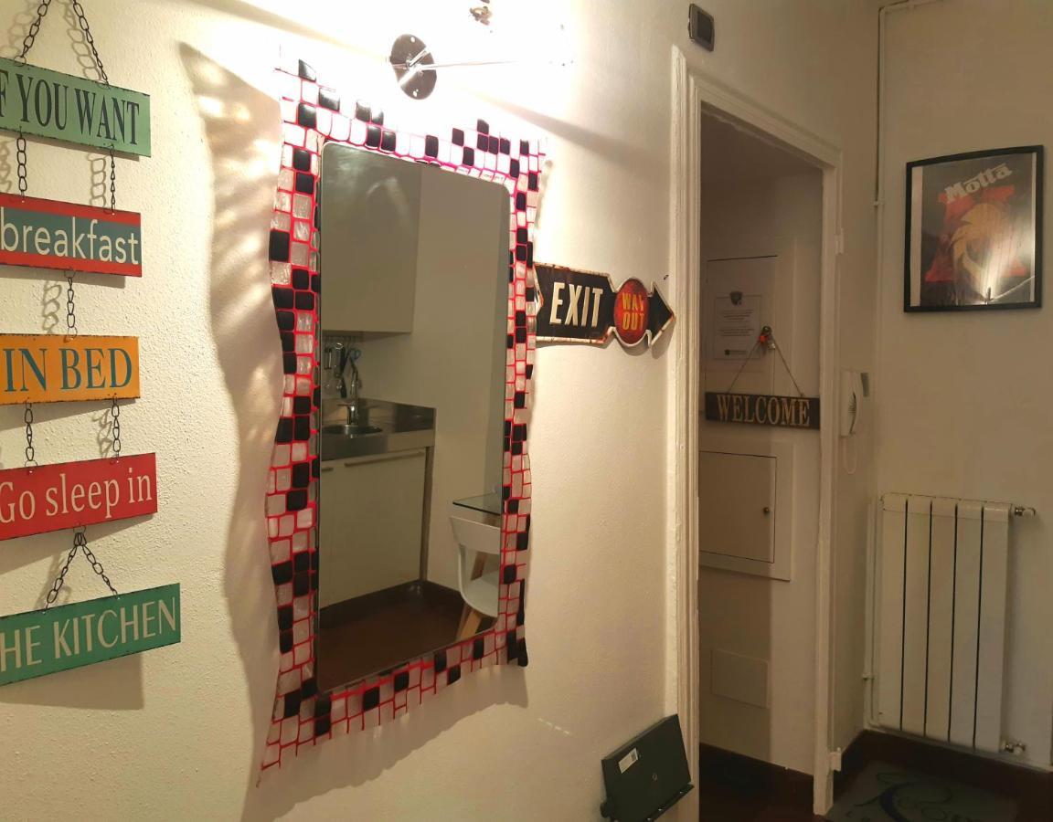 Room Inn Милано Екстериор снимка