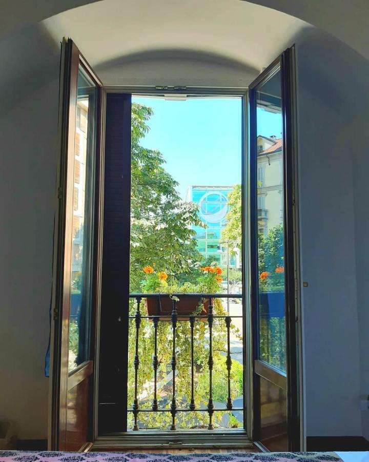 Room Inn Милано Екстериор снимка